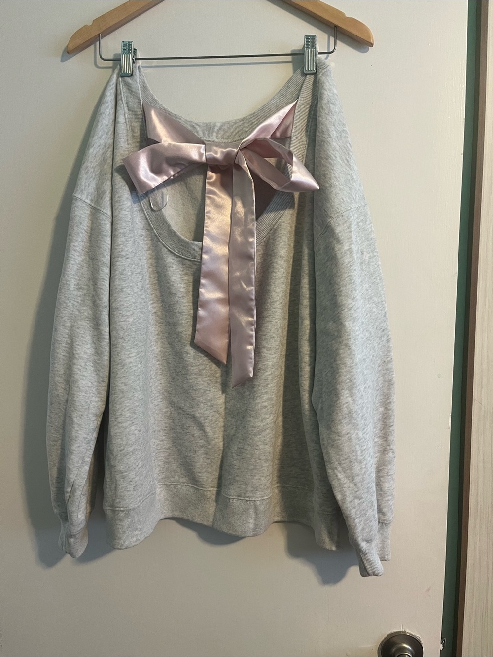 Light Gray Women’s Slouchy Sweatshirt with Pink Satin Bow along back
